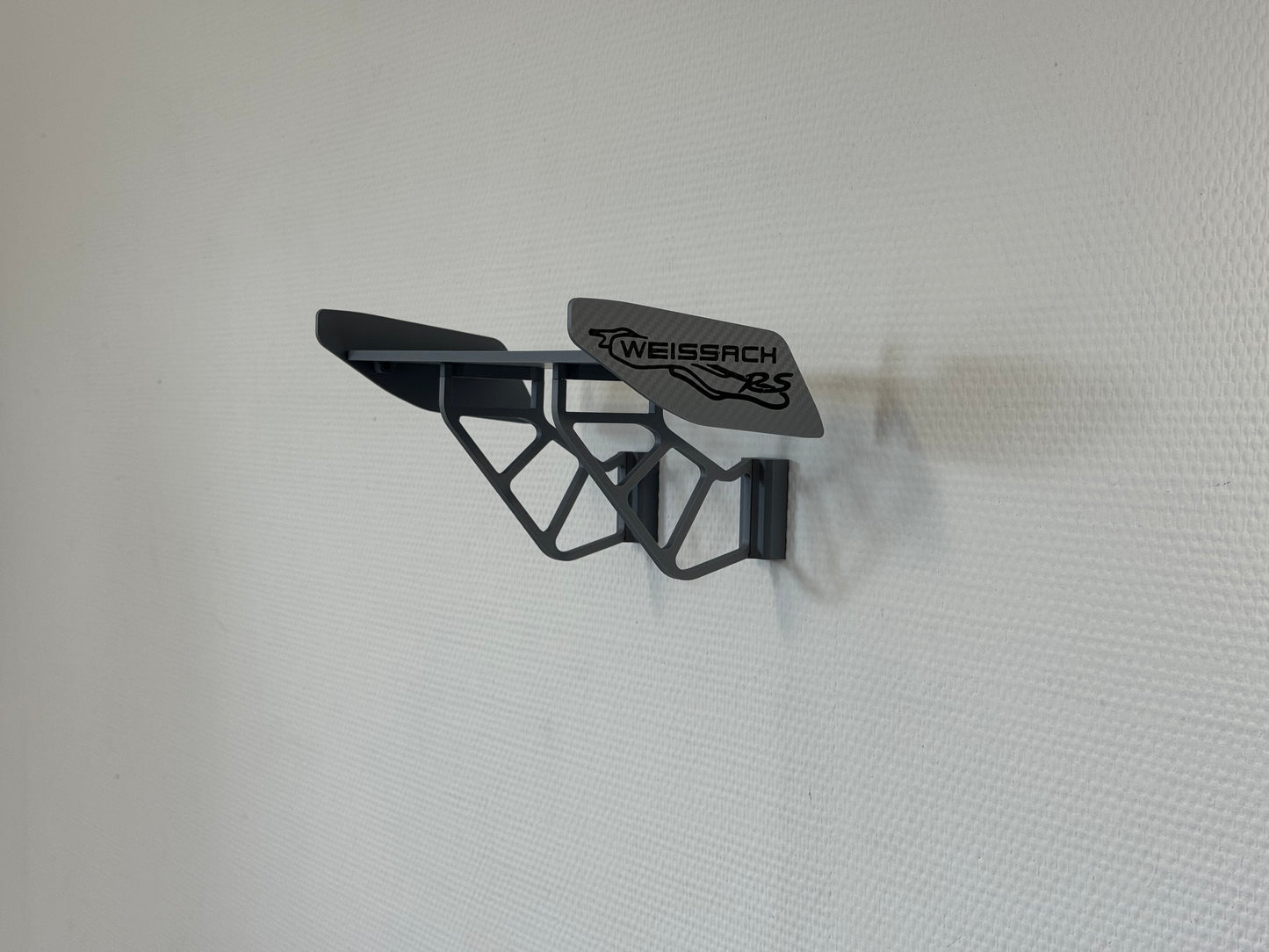 Weissach Spoiler Wandregal